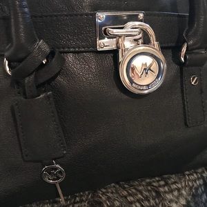 Michael Kors  Hamilton bag (med) w/dust bag